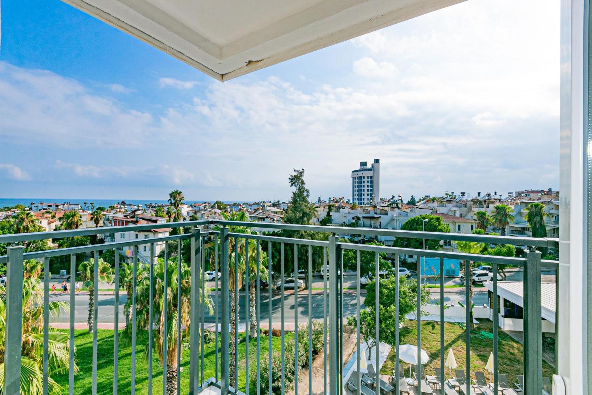 Lara World Hotel Αττάλεια Εξωτερικό φωτογραφία